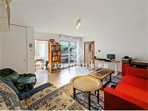 t2 à la vente -   13005  MARSEILLE, surface 46 m2 vente t2 - UBI475576031