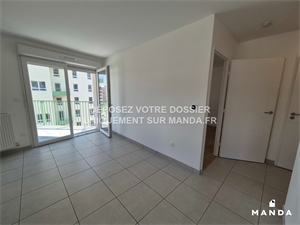 t2 à la location -   63100  CLERMONT FERRAND, surface 45 m2 location t2 - UBI472622834
