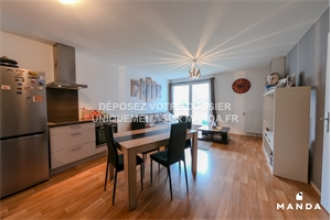 t2 à la location -   94500  CHAMPIGNY SUR MARNE, surface 47 m2 location t2 - UBI473115692