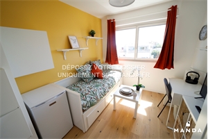 chambre à la location -   93350  LE BOURGET, surface 8 m2 location chambre - UBI473239697