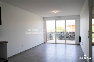 t2 à la location -   31200  TOULOUSE, surface 43 m2 location t2 - UBI481922975