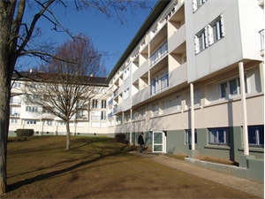 t4 à la location -   49260  MONTREUIL BELLAY, surface 74 m2 location t4 - UBI475368884