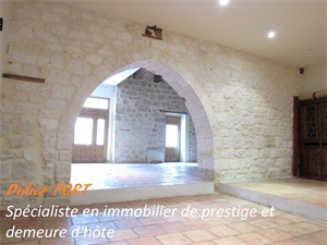 maison traditionnelle à la vente -   81140  CASTELNAU DE MONTMIRAL, surface 223 m2 vente maison traditionnelle - UBI411658133