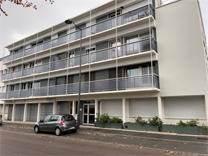 appartement à la vente -   52100  SAINT DIZIER, surface 77 m2 vente appartement - UBI434657003
