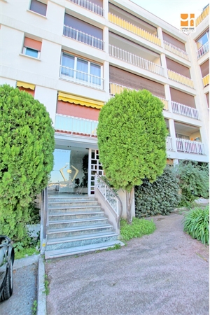appartement à la vente -   06800  CAGNES SUR MER, surface 36 m2 vente appartement - UBI446568392