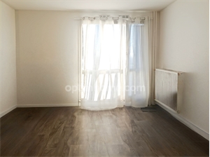 appartement à la location -   63100  CLERMONT FERRAND, surface 70 m2 location appartement - UBI451444739