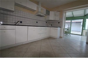maison de ville à la vente -   85000  LA ROCHE SUR YON, surface 127 m2 vente maison de ville - UBI458211497