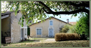 maison à la vente -   16210  CHALAIS, surface 153 m2 vente maison - UBI458306948