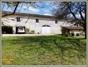 demeure à la vente -   16250  BLANZAC PORCHERESSE, surface 302 m2 vente demeure - UBI459899903