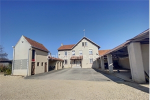 propriete à la vente -   02200  SOISSONS, surface 270 m2 vente propriete - UBI461558510