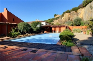 maison individuelle à la vente -   83190  OLLIOULES, surface 153 m2 vente maison individuelle - UBI462471224