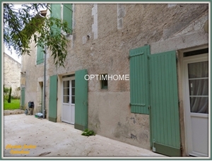 maison de ville à la vente -   16210  CHALAIS, surface 188 m2 vente maison de ville - UBI464421233