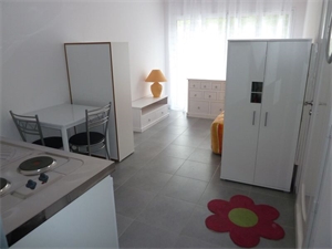 appartement à la location -   85000  LA ROCHE SUR YON, surface 20 m2 location appartement - UBI466121267