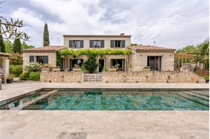 maison à la vente -   13520  PARADOU, surface 284 m2 vente maison - UBI473332034
