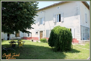 maison en pierres à la vente -   16190  MONTMOREAU SAINT CYBARD, surface 190 m2 vente maison en pierres - UBI477339827