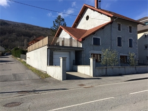 maison de village à la vente -   01420  CORBONOD, surface 213 m2 vente maison de village - UBI477947189