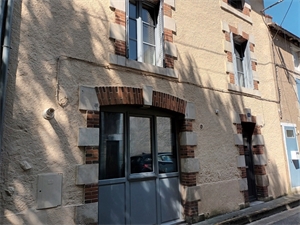 maison à la vente -   86500  MONTMORILLON, surface 194 m2 vente maison - UBI479488868