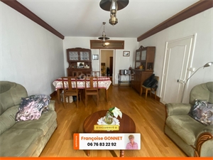 maison de ville à la vente -   18200  SAINT AMAND MONTROND, surface 122 m2 vente maison de ville - UBI480749825