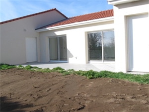 villa à la vente -   63190  LEZOUX, surface 130 m2 vente villa - UBI481137797