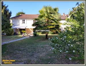 maison en pierres à la vente -   16210  CHALAIS, surface 175 m2 vente maison en pierres - UBI482204486
