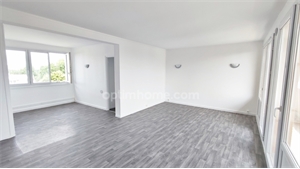 appartement à la vente -   02100  SAINT QUENTIN, surface 77 m2 vente appartement - UBI482774597
