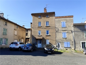 maison de ville à la vente -   63160  BILLOM, surface 100 m2 vente maison de ville - UBI483816749