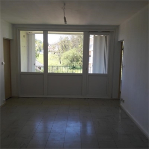 t3 à la location -   21500  MONTBARD, surface 60 m2 location t3 - UBI393356084