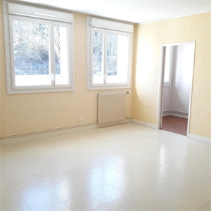 t1 à la location -   21500  MONTBARD, surface 31 m2 location t1 - UBI459670796