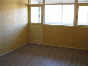 t3 à la location -   21500  MONTBARD, surface 56 m2 location t3 - UBI459670913