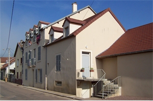 t2 à la location -   21150  DARCEY, surface 60 m2 location t2 - UBI463172939