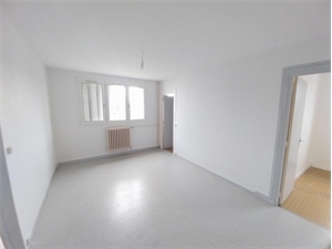t3 à la location -   21140  SEMUR EN AUXOIS, surface 47 m2 location t3 - UBI464250605