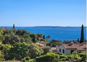 maison-villa à la vente -   83520  ROQUEBRUNE-SUR-ARGENS, surface 219,83 m2 vente maison-villa - APR721745