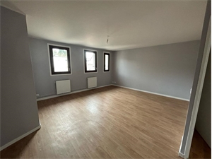 t3 à la location -   36400  LA CHATRE, surface 77 m2 location t3 - UBI458716133