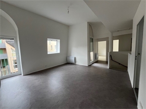 t4 à la location -   36400  LA CHATRE, surface 82 m2 location t4 - UBI458716169