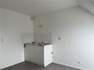 t3 à la location -   36400  LA CHATRE, surface 65 m2 location t3 - UBI458716178