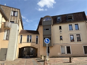 t4 à la location -   36400  LA CHATRE, surface 76 m2 location t4 - UBI471871268