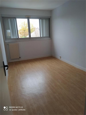 t3 à la location -   36300  LE BLANC, surface 63 m2 location t3 - UBI472904972