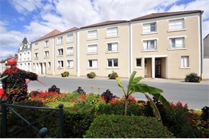 t3 à la location -   36110  LEVROUX, surface 68 m2 location t3 - UBI474351407