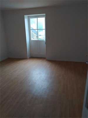 studio à la location -   36370  LIGNAC, surface 30 m2 location studio - UBI475444415