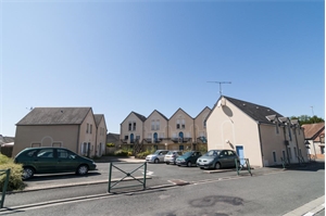 t4 à la location -   36320  VILLEDIEU SUR INDRE, surface 67 m2 location t4 - UBI476306006