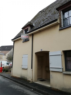 t4 à la location -   36400  LA CHATRE, surface 80 m2 location t4 - UBI480415001