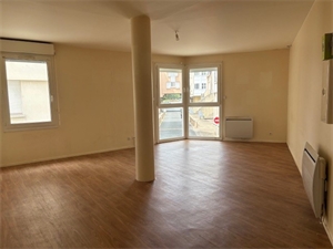 t2 à la location -   36400  LA CHATRE, surface 54 m2 location t2 - UBI481280723