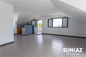 villa à la location -   97410  SAINT PIERRE, surface 95 m2 location villa - UBI463777589