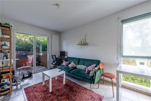 t2 à la vente -   33440  AMBARES ET LAGRAVE, surface 40 m2 vente t2 - UBI472237169
