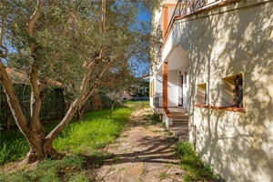 studio à la vente -   83700  SAINT RAPHAEL, surface 100 m2 vente studio - UBI473878544
