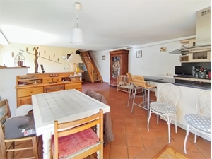 maison a renover à la vente -   17000  LA ROCHELLE, surface 110 m2 vente maison a renover - UBI484009712