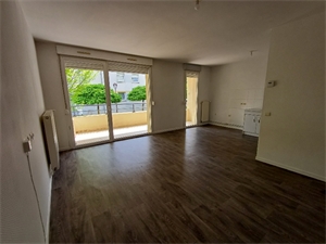 t5 à la location -   57140  WOIPPY, surface 93 m2 location t5 - UBI479789465