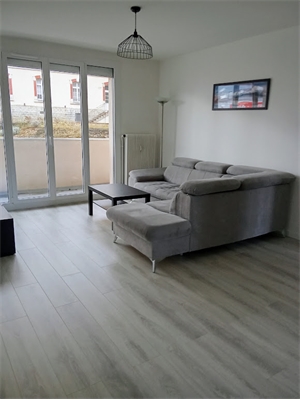 t4 à la location -   25000  25000 BESANCON, surface 69 m2 location t4 - UBI461999723