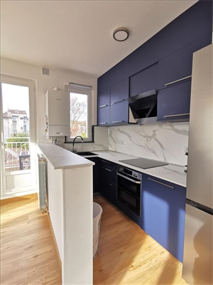 t2 à la location -   94100  SAINT MAUR DES FOSSES, surface 43 m2 location t2 - UBI471094958