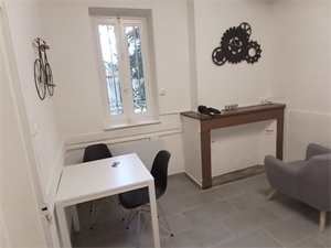 t2 à la location -   01000  01000 BOURG EN BRESSE, surface 38 m2 location t2 - UBI480041552